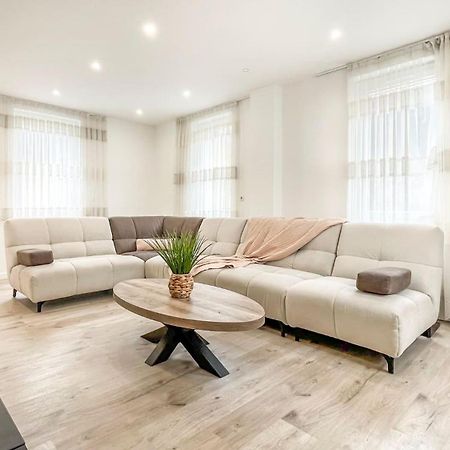 Homey Sakine- Proche Centre- Netflix- Wifi Cluses Eksteriør bilde